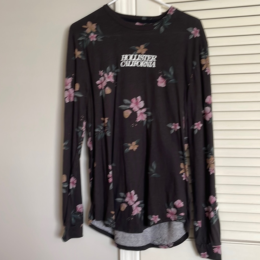 Men’s long sleeve T